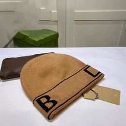 beanie bonnet Gorro de diseñador Nuevo gorro de punto para hombres y mujeres en invierno, Gorro de lana con letras estampadas clásicas para urinario sin ala de alta calidad, Avai High Wter, Ural Prted,