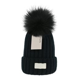 Beanie Cap heren designer emmer hoeden Nieuwe Mode Dames Dames Warme Winter Beanie Grote namaakbont Pom Poms Bobble U Hat Outdoor cadeau 7z158