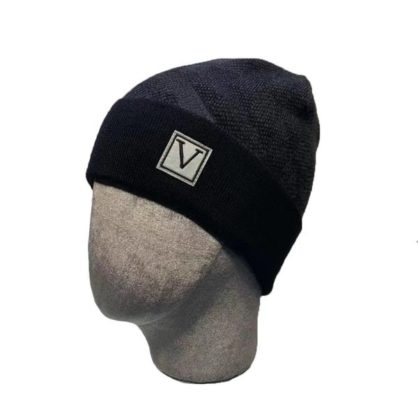 Bonnet Classic Designer Cap Winter Hot Style Chapeaux Hommes et Femmes Mode Universal Bonnets tricotés Automne Laine Extérieure Crâne Chaud IJ4W