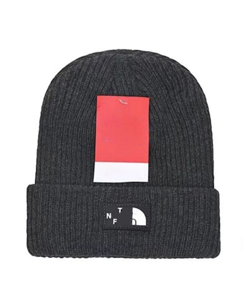 Beanie Mode casquette tricotée hommes et femmes protection coupe-vent casquette de laine automne et hiver de haute qualité en plein air chaud sans bride penny cap F-14