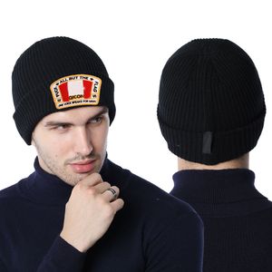 bonnet Chapeau de luxe bonnets casquette crâne adapté aux hommes et aux femmes automne hiver lettre noir blanc ajusté coupe-vent hiver chapeau bonnet qualité hiver plusieurs couleurs