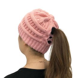 Bonnet Skull Caps 2021 Hiver Femmes Laine Tricot Chapeau Couleur Laine Chaud Oreille Protection Chapeaux Colorés Bonnet Cross287V