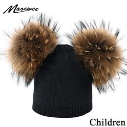 Bonnet/Crâne Casquettes Bonnet pour enfants avec doubles pompons de fourrure véritable tricoté hiver couleur unie chapeau pour enfants en plein air chaud Gorros Skullies casquettes 231108