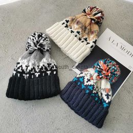 Beanie/Skull Caps Buffalo Print Jacquard Beanie Hat met Pom-Pom voor dames handgemaakte gehaakte gebreide mutsen Unisex Winter Warm Skimuts L0825