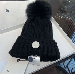 Bonnet / Skull Caps Casquette bonnet designer bonnet chapeau casquettes laine cachemire extérieur bonnet tricoté classique luxe automne et hiver ajusté gorras décontracté femmes