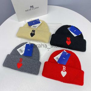 Beanie/Skull Caps Klassieke herfst en winter Nieuwe Warme Koude Muts Veelzijdige gebreide muts voor heren en dames NY Edition Instagram Zwarte wollen muts J231130