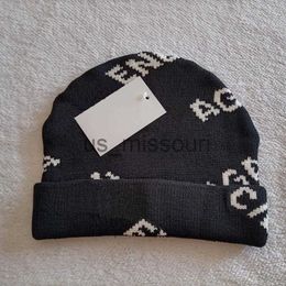 Beanie / Skull Caps Designer clássico outono inverno beanie chapéus estilo quente homens e mulheres moda universal malha boné outono lã ao ar livre quente crânio bonés J0909