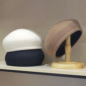 Beanie Skull Caps Classical Wool Franse baret Winter Warm Hat For Women Girl Ladies Gold Metal Filt Pillbox Church Derby Fascinator 230525