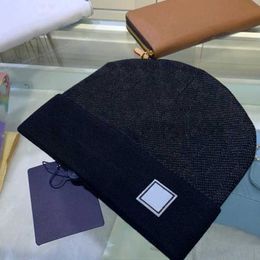 Bonnet/Crâne Caps Designer Beanie Unisexe Bonnet Tricoté Chapeau De Laine Classique Couleur Bloc Tricot Sport Crâne Dames Casual Run Garder Au Chaud