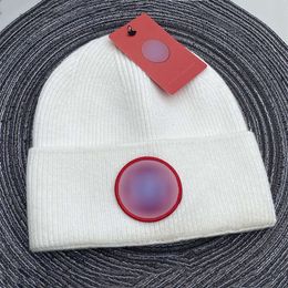 Bonnet/Crâne Caps Bonnet de créateur en laine tricoté en coton coupe-vent et froid, adapté pour l'intérieur et l'extérieur, un excellent choix pour un cadeau.