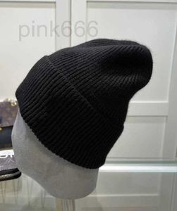 Bonnet/Crâne Caps Designer Bonnet Tricoté Femme Instagram Tendance Polyvalent Casual Chapeau De Laine Automne Et Hiver Voyage Chaud Pull Chapeau Mode Homme F1T7