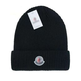 Banie / Coupage de crâne Designer Man Beanie Baine d'hiver Hair de lapin blanc gris gris noir rose rouge épaissage du chapeau classique exempté de poste