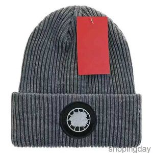 Bonnet Skull Caps Designer Élégant Goose Skull Cap Lettre Jacquard Beanie Hommes Femmes Chaud Laine Chapeau Canadas Unisexe Ski 01prj0