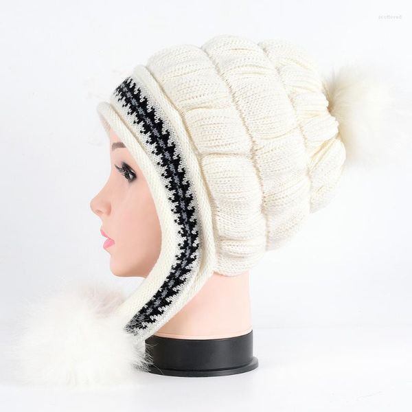 Bonnet/tête de mort casquettes mode dames hiver et chaud protection oreille couverture visage laine boule tricot bonnet pour décorer la laine Scot22