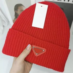 Bonnet/Crâne Casquettes Chapeau sans bords de luxe à la mode pour hommes et femmes, chapeau tricoté, chapeau en laine d'automne, lettre jacquard unisexe en cachemire, lettre décontractée crâne en plein air