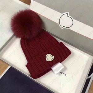 Bonnet Skull Caps Bonnet tricoté Designer pour homme femme chapeaux d'hiver 6 couleurs Top Quality0147258