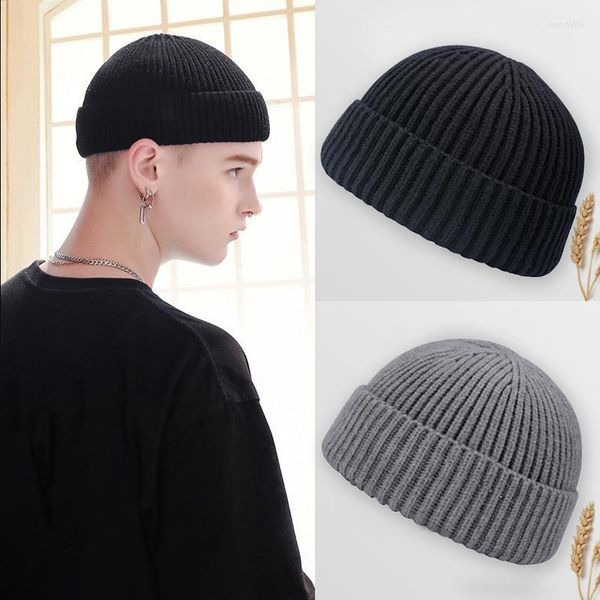 Bonnet / bouchons de crâne chapeaux tricotés pour femmes bonnet de bonnet noir hiver les gabares masculins dames skullcap cape solide chapere épais hatbeanie / crâne chur22