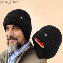 Bonnet / Crâne Casquettes Chapeau d'hiver pour hommes Chapeau tricoté décontracté pour le père âgé d'âge moyen en peluche épaisse protection des oreilles chapeau de laine YQ231108