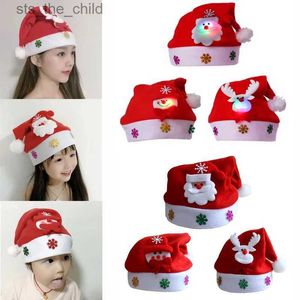 Beanie/Gorras de calavera Feliz Navidad Sombrero con luz LED Año nuevo Gorro de Navidad Muñeco de nieve Elk Sombreros de Papá Noel para niños Niños Adultos Decoración de regalo de Navidad L231025