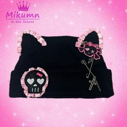 Beanie / Skull Caps Mikumn Harajuku Gothic Y2K Pink Ruffles Cat Ear Hat Mujeres Punk Cross Skull Black Beanie Hat Mujer Lindo Invierno Cálido Gorros de punto 230915