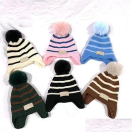 Beanie/Skull Caps Nouveau bébé rayures tricot chapeaux Ushanka marque enfants casquette d'hiver enfants bonnets grosse boule 6 couleurs pour 2-8 ans Dr Dhk9V