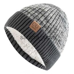 Beanie / Skull Caps Novos Chapéus de Inverno Unissex de Dois Tons Adicionar Pele Forrada Homens e Mulheres Moda Quente Beanie Cap Casual Inverno Chapéus de Malha J231130