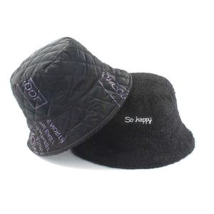 Bonnet / Skull Caps Nouveau hiver fausse fourrure noir seau chapeau pour femmes lettres réversibles seau casquette Panama extérieur chaud velours à l'intérieur chapeau de pêcheur T221020