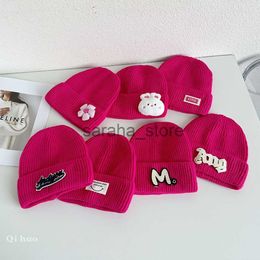 Bonnet / Skull Caps Chapeau de pull tricoté rouge rose pour les femmes en automne et en hiver bord frisé rose chapeau tricoté chaud d'hiver décontracté et polyvalent J231130