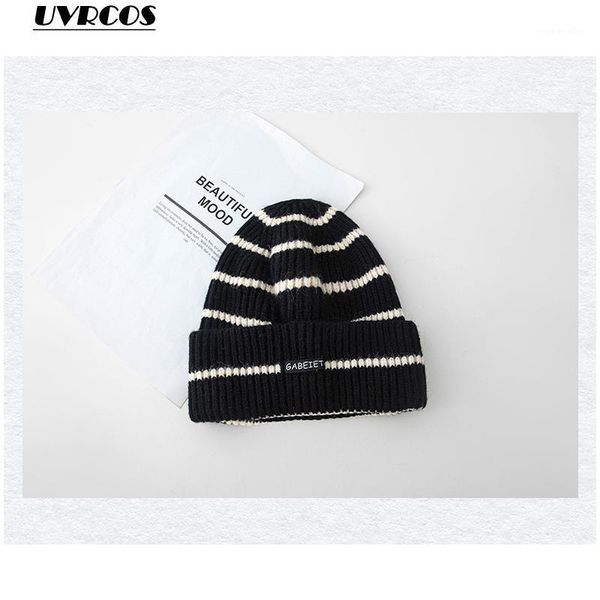 Bonnet/tête de mort casquettes UVRCOS Han édition chapeau à rayures avec velours Mme Qiu Dong saison Joker épaississement tricot chaud la tête d'ampoule casquette froide1