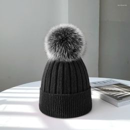 Bonnet/crâne casquettes hiver marque femme fourrure Pom Poms chapeau pour femmes fille tricoté bonnets casquette épais Skullies Davi22