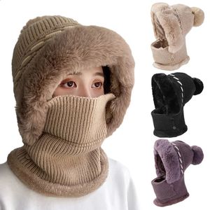 Bonnet/Crâne Caps Hiver Fausse Fourrure Chapeau En Peluche Pour Femmes Masque Facial Pompon Casquettes De Laine Nack Écharpe Chaude Bonnet Protection Des Oreilles Bonnets Tricotés 231118