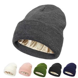 Beanie/Skull Caps Winterhoed voor Dames Zijde Satijn Gevoerde Mutsen Dikke Caps Heren Warme Mode Dames Motorkap Skullies Caps Mannelijke Vrouwelijke Bivakmuts Hoeden 240125