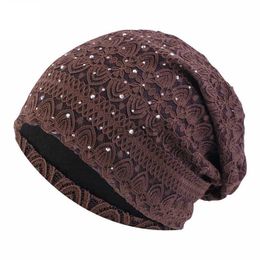 Beanie/Skull Caps Winterhoeden voor vrouwen Men Lace Rhinestone Ademend Turban Hat Winddicht Warm Cap Vrouwelijke Beanie Hip Hop Bone Gorro Ponytail Hat D240429