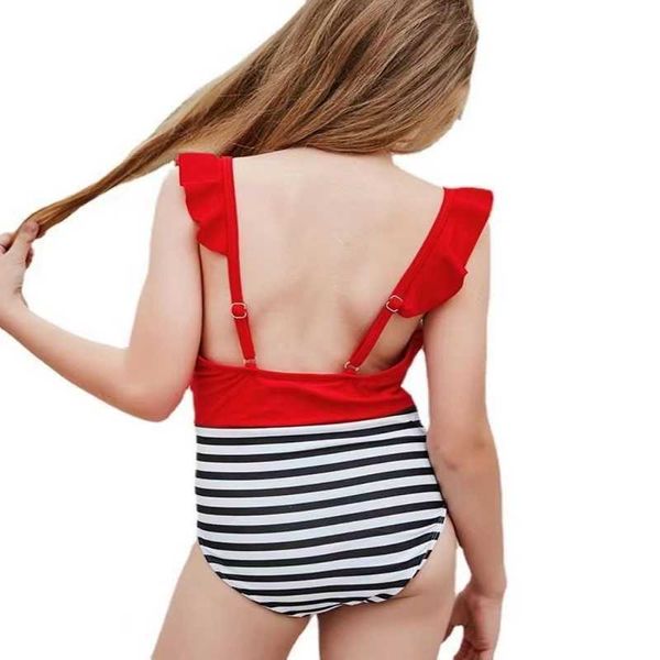 Bonnets 2021 Big Girls Stripe Maillots de bain Été Enfants Volants Épissage One-Pièce Maillot de bain Mode Enfants Bikini Spa Beach Maillot de bain C6984o76o