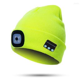 Beanies Beanie/Skull Caps Bluetooth Beanie Hat met LED -koplamp verlichte dop Oplaadbare draadloze winter Warm Knit 1