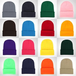 Bonnets Bonnet/Casquettes d'hiver Bonnet Chapeaux Pour Hommes Femmes Chaud Confortable Tricoté À Revers Crâne Casquette En Gros Solide Mignon Chapeau Filles Cagoule