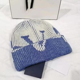 Gorros Gorros de diseñador de moda Gorros para hombres y mujeres Gorro de punto térmico para otoño / invierno Gorro de marca de esquí Gorro cálido a cuadros de calidad superior