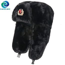 BeanieSkull Caps CAMOLAND Femmes Chapeaux D'hiver Chaud Fausse Fourrure Bomber Chapeau Pour Hommes Armée Soviétique Insigne Militaire Mâle Thermique Oreillette Cap Russie 230907