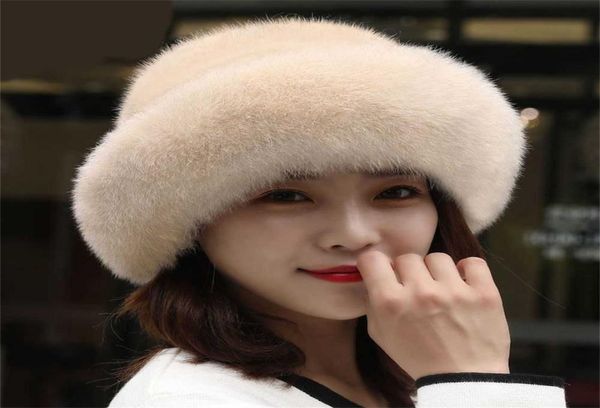 Capes de bonnet de fûts de la mode 039s Furry Hiver Faux Fox Fur Brim Faux Fur Hat Berets Cap chaud T2210201951355