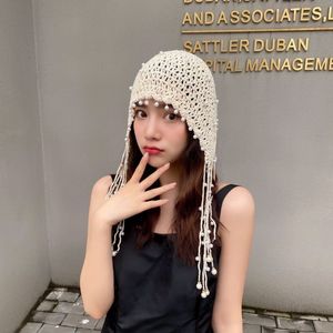 Beanieskull Caps Hoge kwaliteit Women Hat Alle seizoenen gebreide Beanie Hat Lady Crochet Pearl Skullies Beanies Vintage vrouwelijke Tassels Beanies 230419