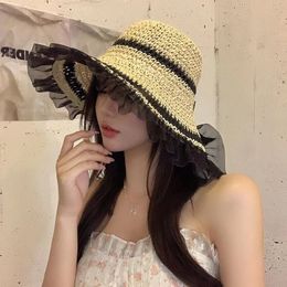 BeanieSkull Caps Versión coreana El sombrero de paja Para mujer Protector solar Sombrilla Sombreros de playa Vacaciones junto al mar Encaje Gran ala Versátil Gorra para el sol 230822