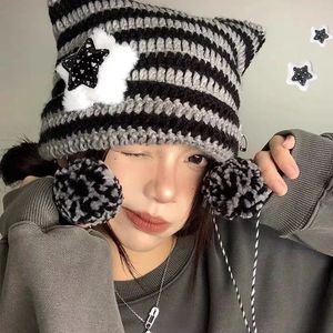 BeanieSkull Caps Little Devil Bonnet tricoté pour femmes Punk Girls Y2K Star Skullies Casquette en laine rayée Oreilles de chat douces Bonnet chaud Streetwear 231116