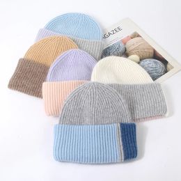 BeanieSkull Caps Mélange Couleur Femmes Chapeau D'hiver Assorti De Fourrure De Lapin Bonnets Cachemire Femelle Chaud Skullies Cap Cadeau En Gros 231027