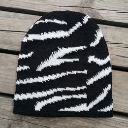 BeanieSkull Caps Visual Assen Luxe Winter Hoed Zebra Patroon Gebreide Mutsen Voor Vrouwen Mode Warm Skullies Beanie Dames Casual Cover Head Caps 230612