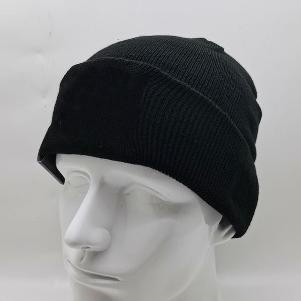 BeanieSkull Caps gros icône marque crâne broderie Ski tricot chapeau feuille d'érable femmes hiver chaud sac bonnets 230829