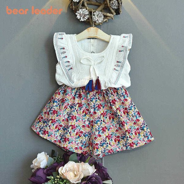 Bear Leader Girls Baby Ropa de verano Moda Niños Bordado Camisa de flores y pantalones cortos florales Trajes Ropa para niños Conjuntos 3-7Y 210708