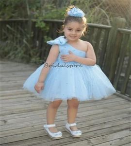 Belle bébé bleu fleur filles robes 2024 une épaule perlée courte été filles robe tulle robes de bébé personnalisées pour Eid élégant concours fête d'anniversaire jupe