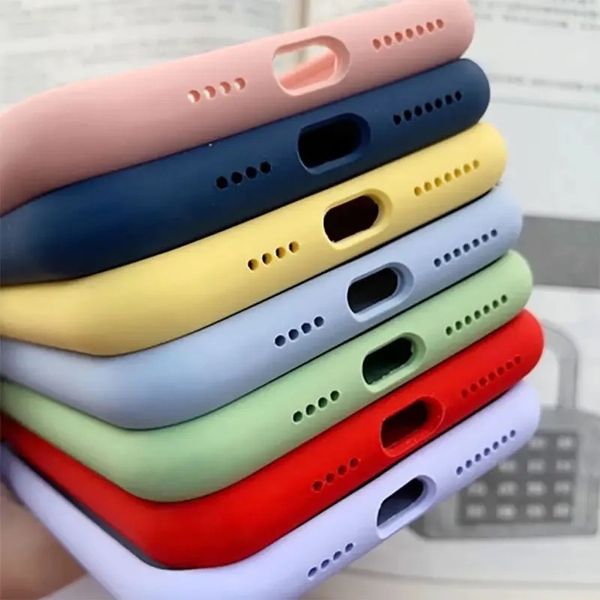 Beau case de téléphone en silicone liquide avec micro-fibre pour iPhone 15 Pro Max Case de dos en caoutchouc Anti-Fingerprint