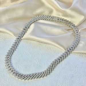 Mooie volledige witte Moissanite Diamond Cuban Link ketting 925 Starling Silver ketting Aangepaste sieradencadeau voor mannen vrouwen