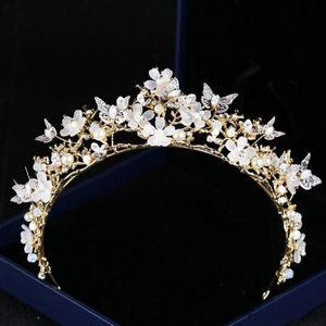 Prachtige handgemaakte kristallen bruiloftskronen en tiara's Strass hoofddeksels Bruidsmeisjes Dames Gala's Avond Brithday feestjurk 2746050